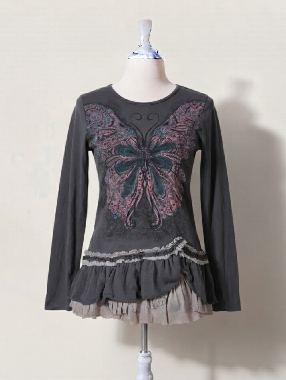 Girl freshbrewed grey butterfly print euro like top with 3/4 sleeves